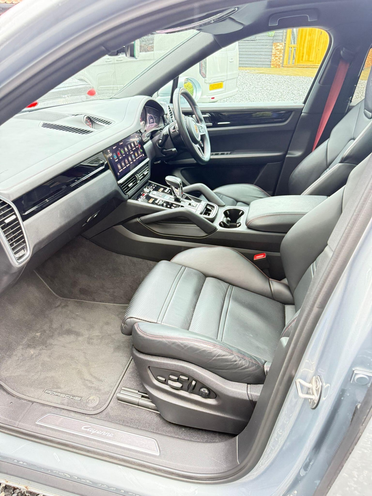 Used Porsche Cayenne 2023 for sale - 77510188: Photo 8