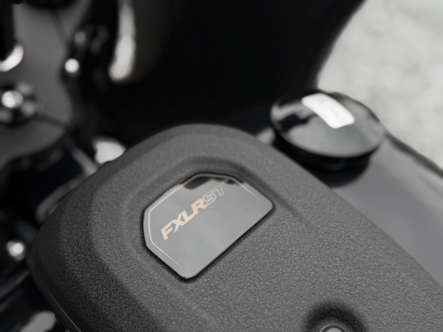 Harley-Davidson SOFTAIL LOW