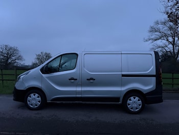 Used Renault Trafic 2019 for sale - 77411018: Photo