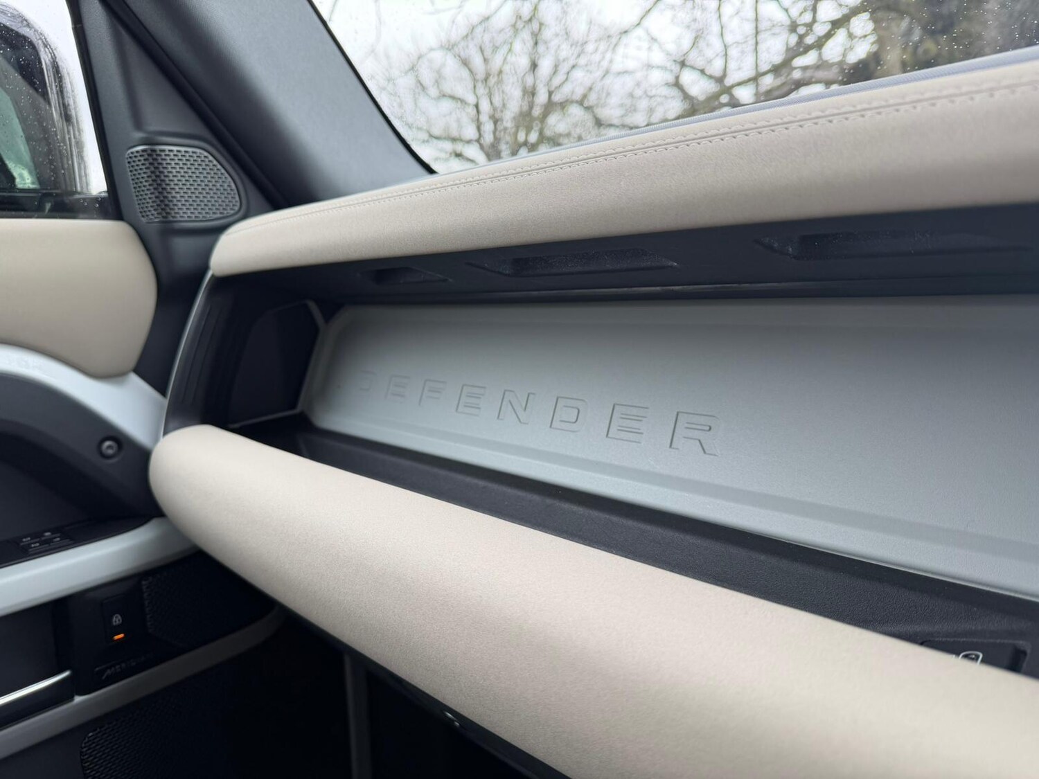 Used Land Rover Defender 90 for sale - 77705124: Photo 13