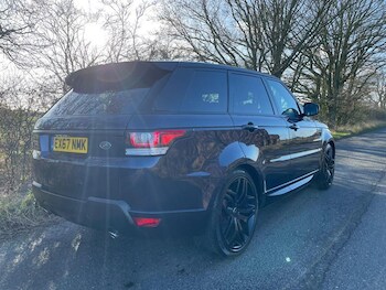 Used Land Rover Range Rover Sport 2017 for sale - 77426050: Photo