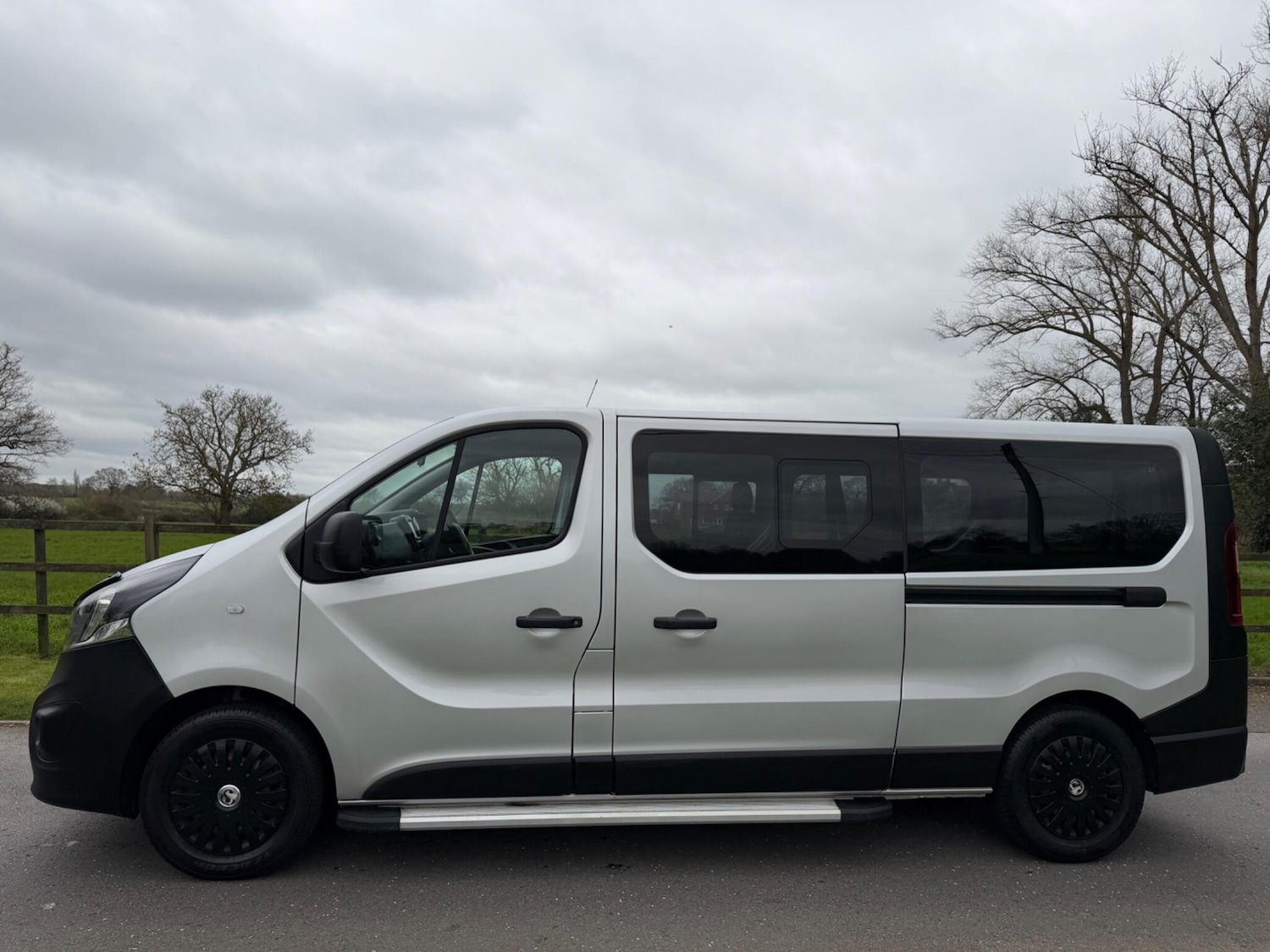 Used Vauxhall Vivaro 2016 for sale - 78033805: Photo 4