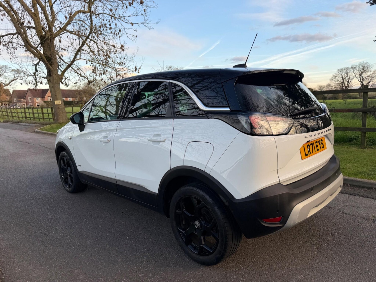 Used Vauxhall Crossland 2021 for sale - 78184543: Photo 4