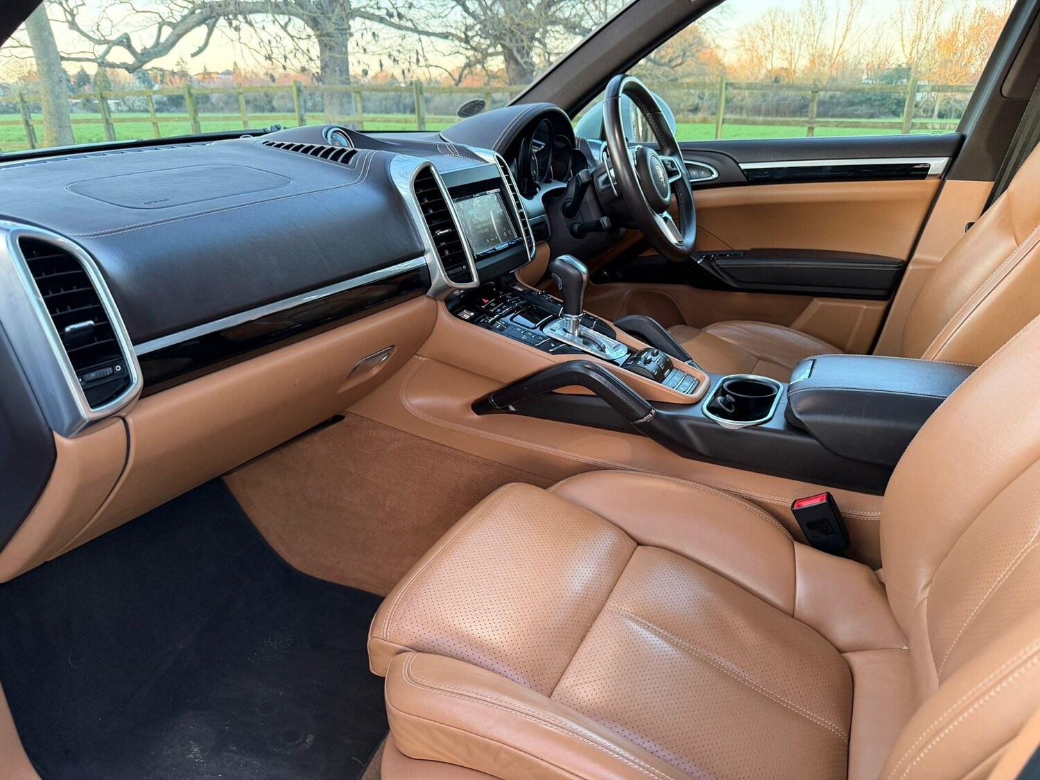 Used Porsche Cayenne 2015 for sale - 78047872: Photo 21