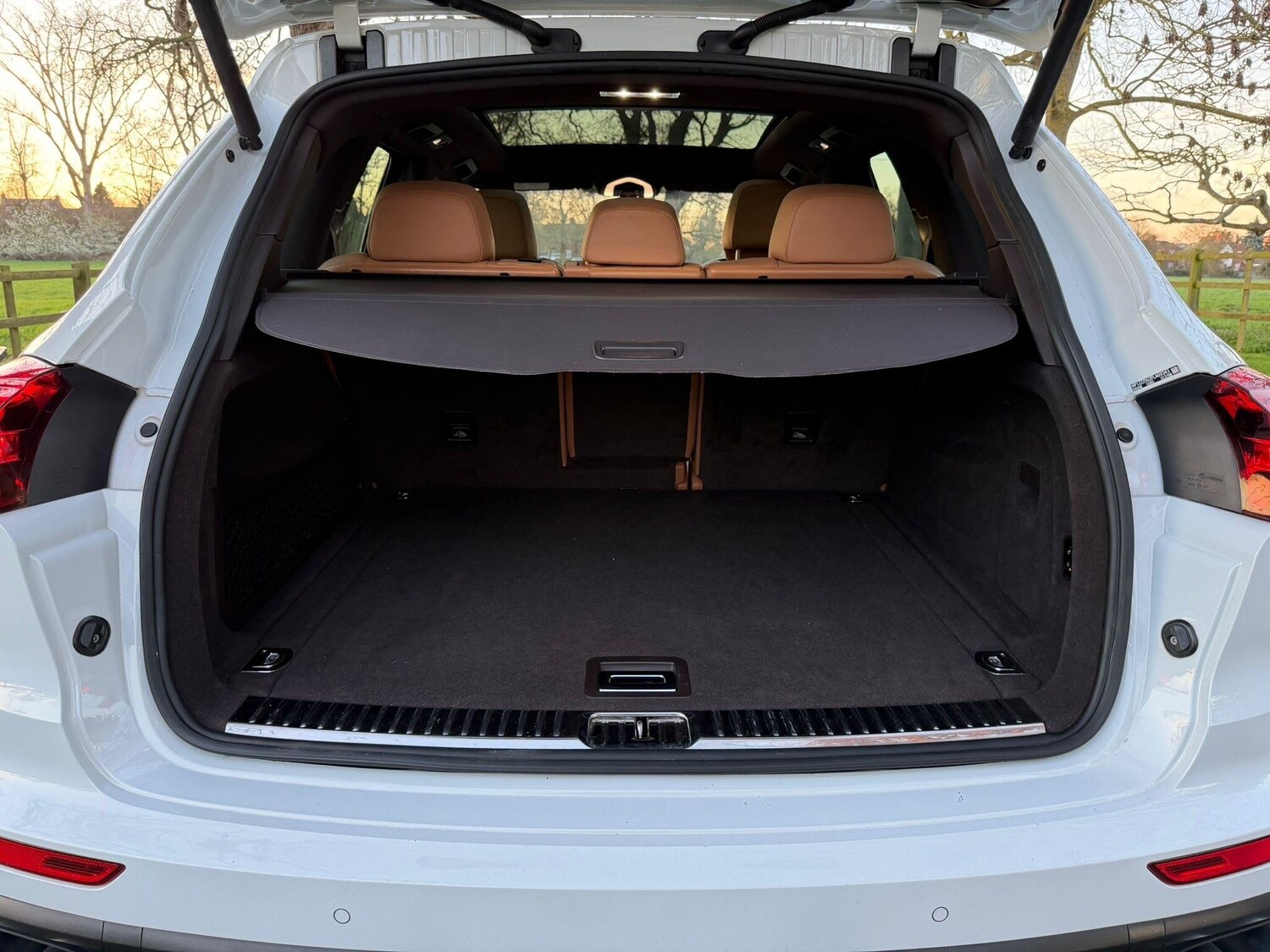 Used Porsche Cayenne 2015 for sale - 78047872: Photo 25