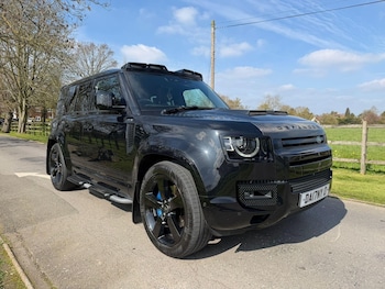 Used Land Rover Defender 110 2023 for sale - 78860274: Photo