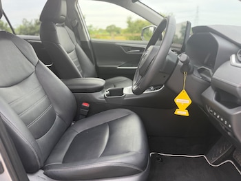 Used Toyota RAV4 2023 for sale - 78728542: Photo