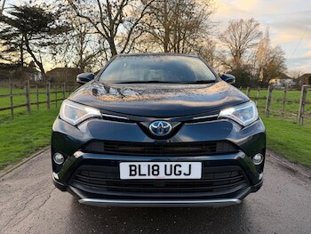 Used Toyota RAV4 2018 for sale - 77565158: Photo