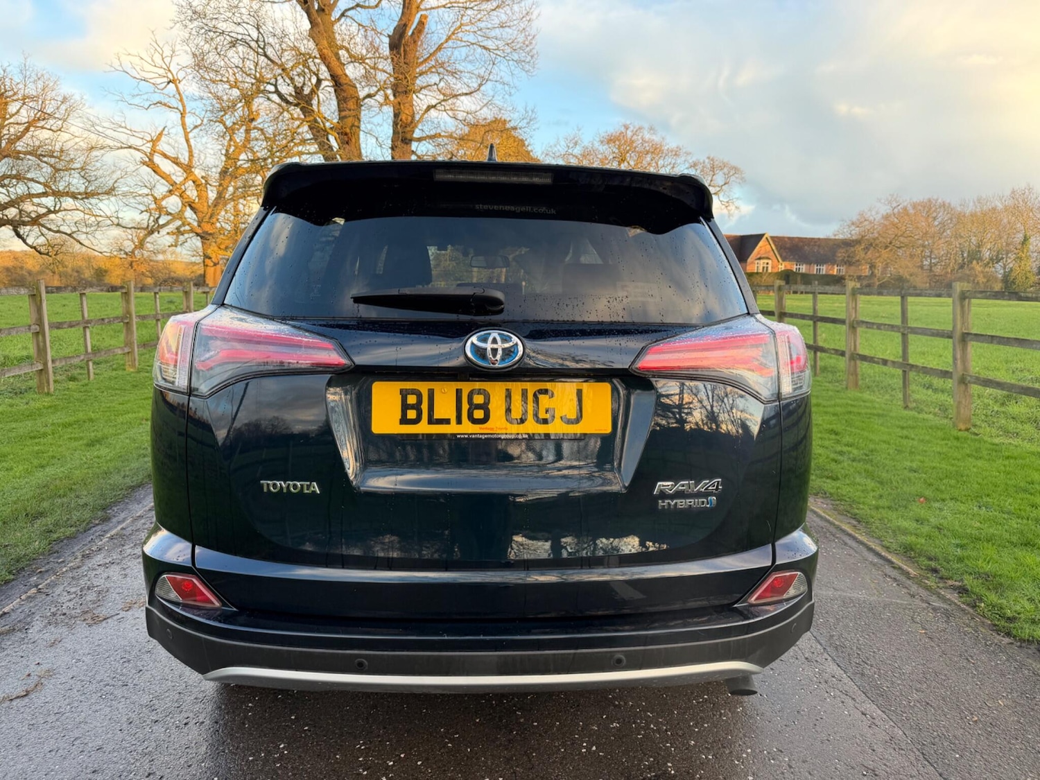 Used Toyota RAV4 2018 for sale - 77565158: Photo 6