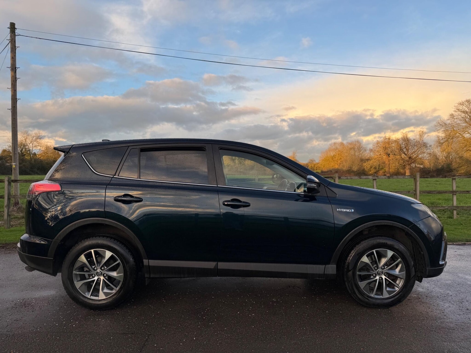 Used Toyota RAV4 2018 for sale - 77565158: Photo 8
