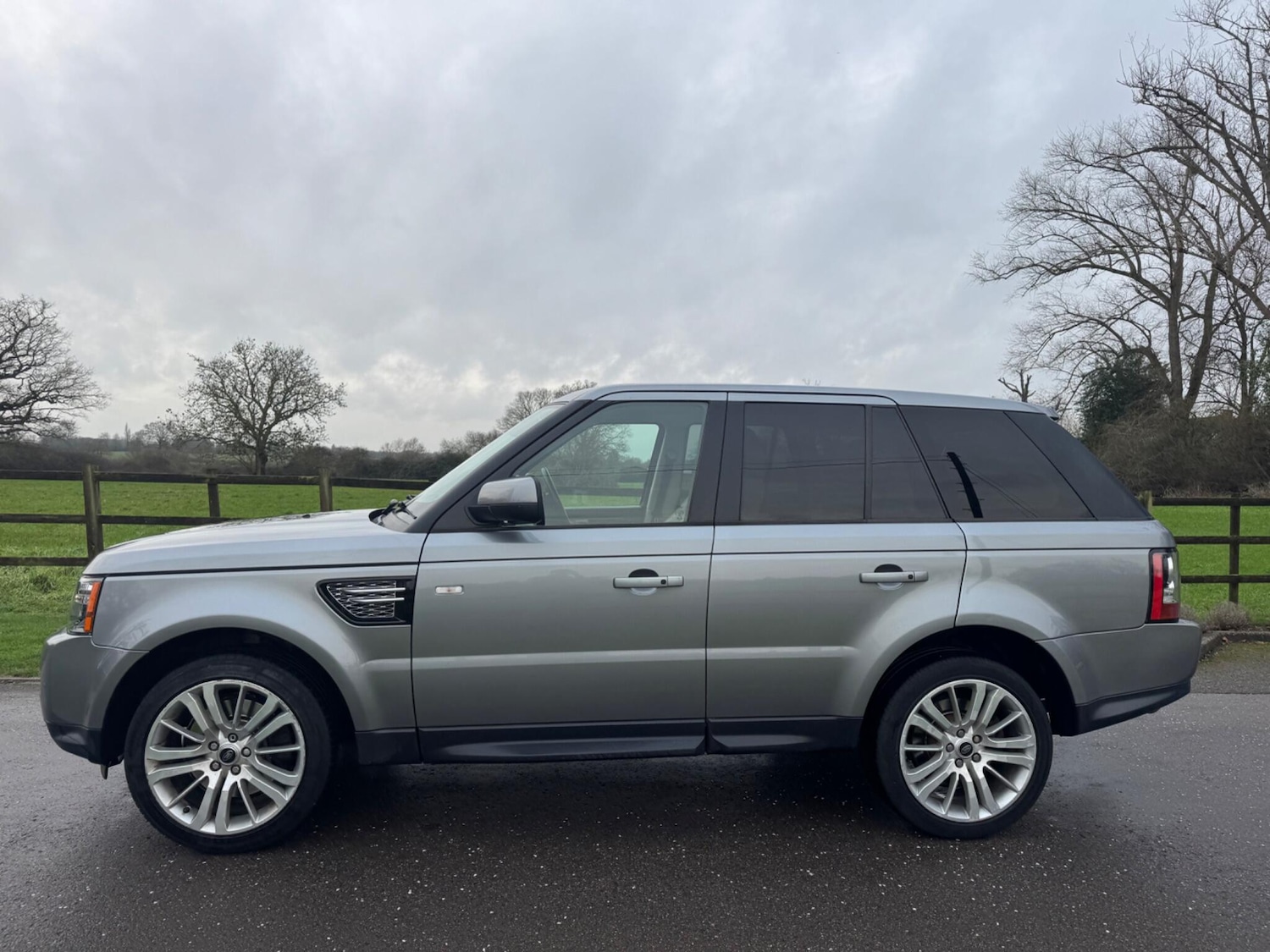 Used Land Rover Range Rover Sport 2013 for sale - 77305910: Photo 4