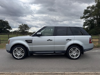 Used Land Rover Range Rover Sport 2010 for sale - 77215873: Photo