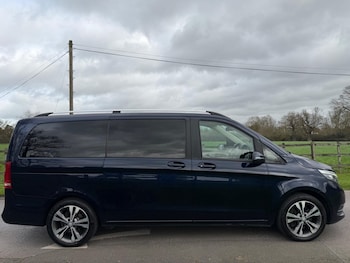 Used Mercedes-Benz V-Class 2016 for sale - 78276515: Photo