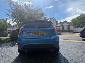 Used Ford Fiesta 2010 for sale - 78574108: Photo