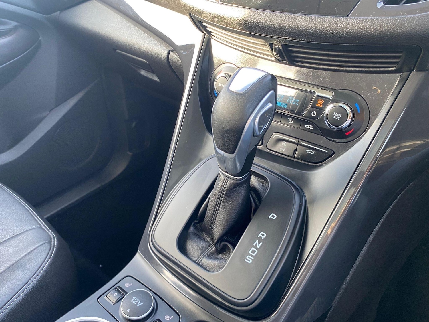 Used Ford Kuga 2014 for sale - 77737809: Photo 15