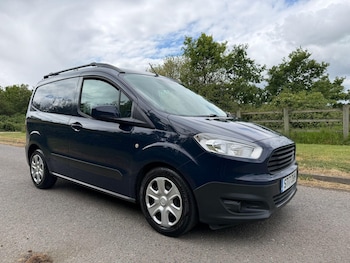Used Ford Transit Courier 2017 for sale - 78585988: Photo