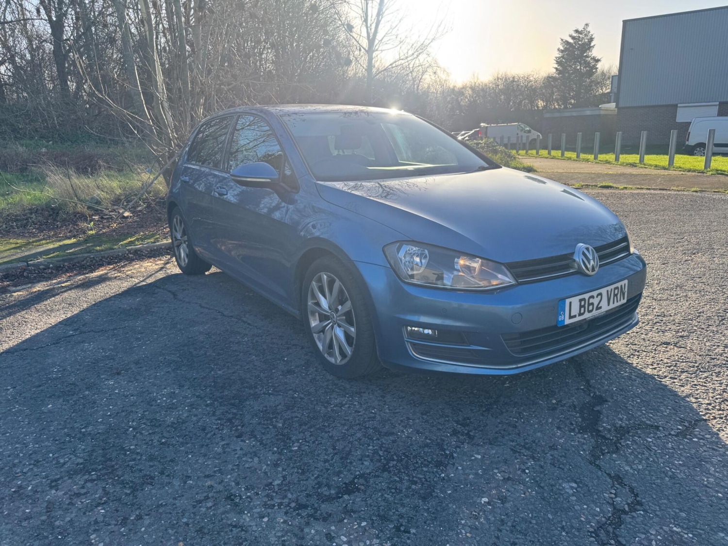 Used Volkswagen Golf 2013 for sale - 77015270: Photo 2