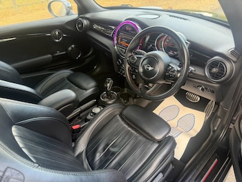 Used MINI Hatch 2018 for sale - 79609764: Photo