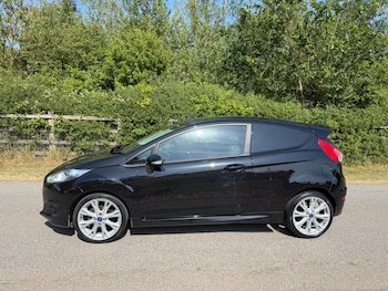 Used Ford Fiesta 2017 for sale - 79188715: Photo