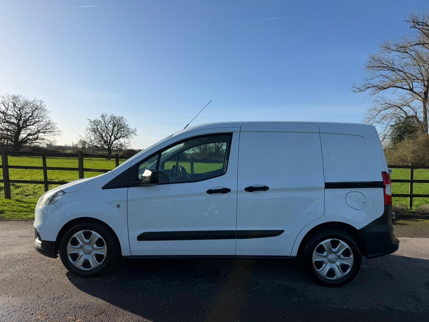 Used Ford Transit Courier 2022 for sale - 77586314: Photo 5