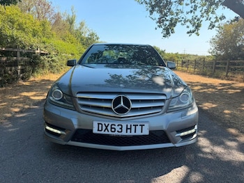 Used Mercedes-Benz C Class 2013 for sale - 79521358: Photo