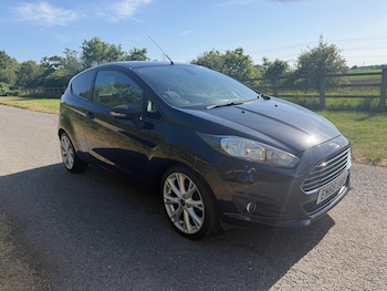 Used Ford Fiesta 2017 for sale - 78684379: Photo