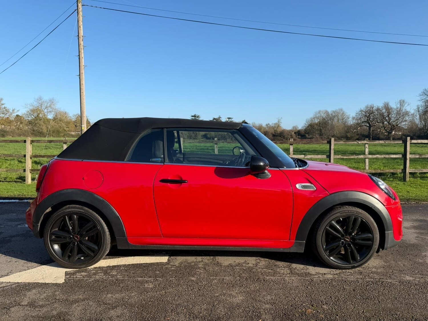 Used MINI Convertible 2019 for sale - 77586091: Photo 12