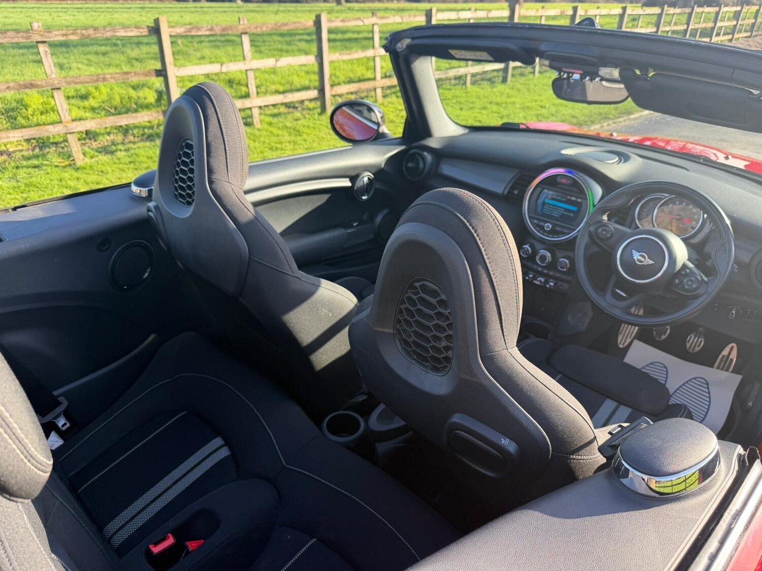 Used MINI Convertible 2019 for sale - 77586091: Photo 13