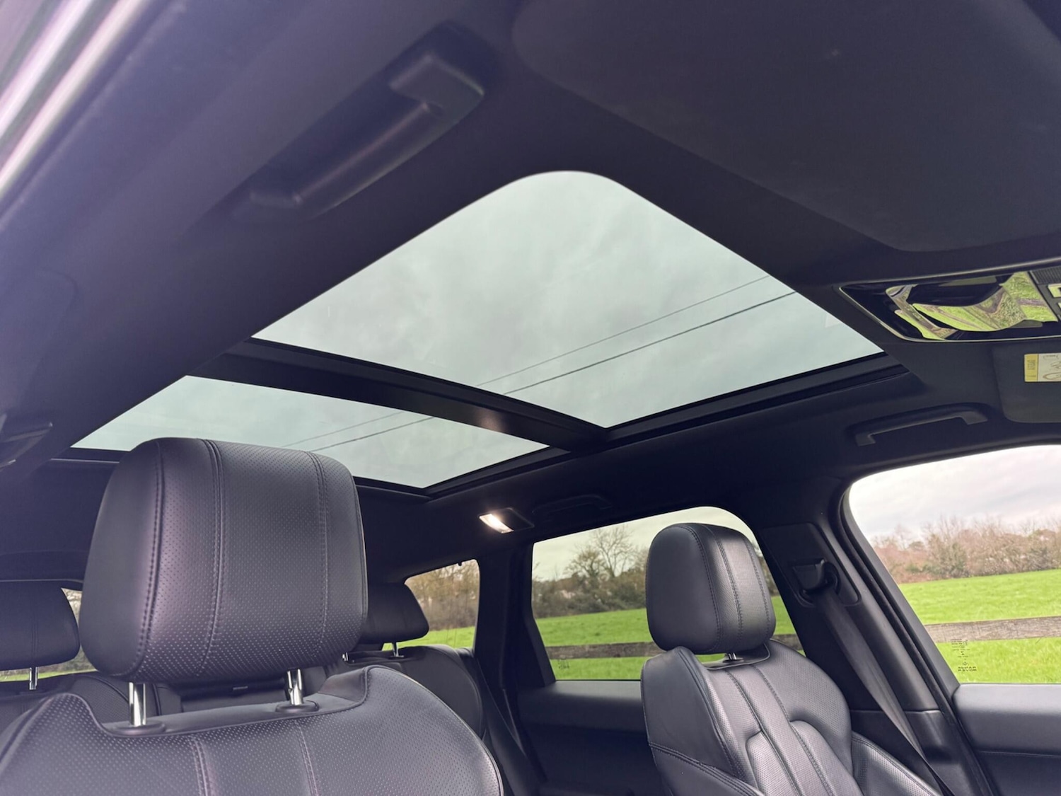 Used Land Rover Range Rover Sport 2017 for sale - 77940817: Photo 16