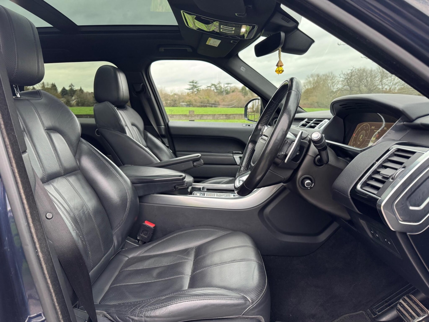 Used Land Rover Range Rover Sport 2017 for sale - 77940817: Photo 18