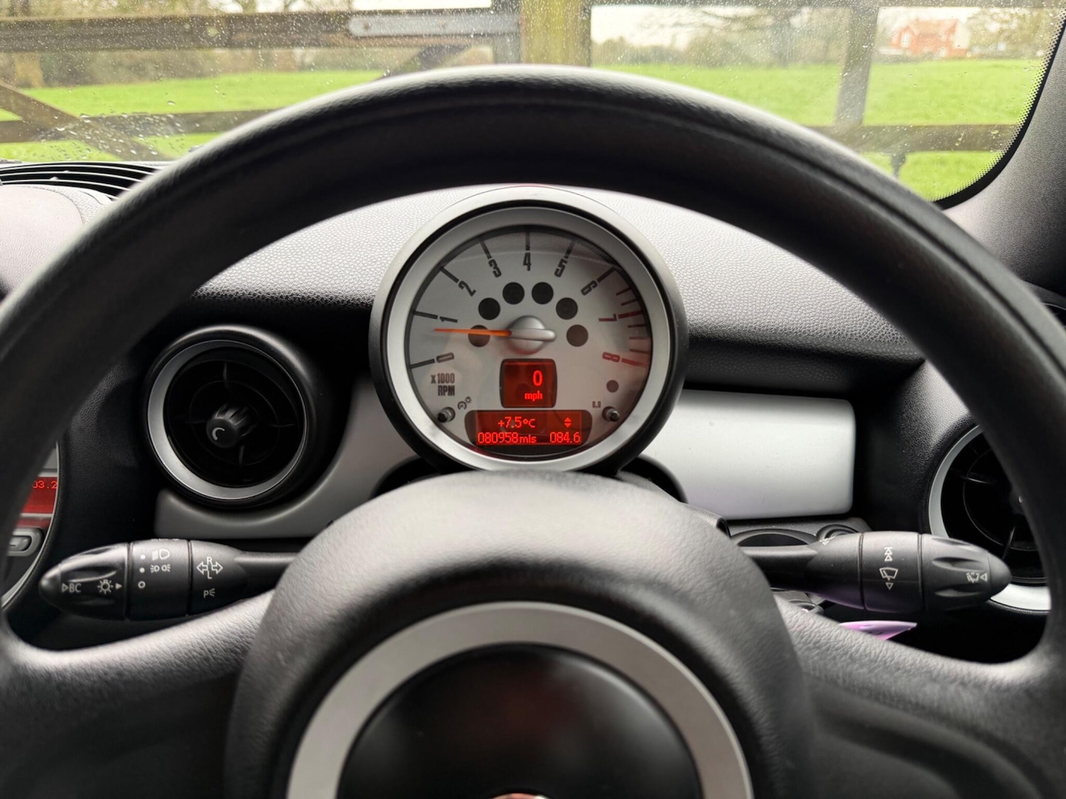 Used MINI Convertible 2010 for sale - 77793379: Photo 10