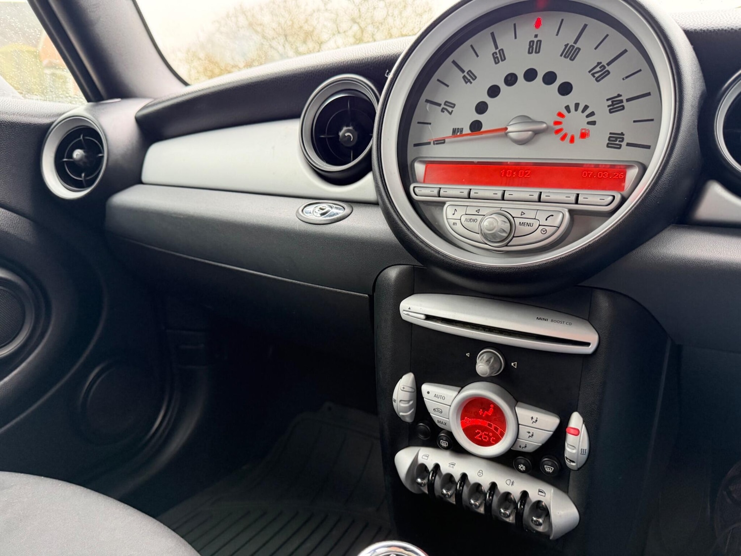 Used MINI Convertible 2010 for sale - 77793379: Photo 11