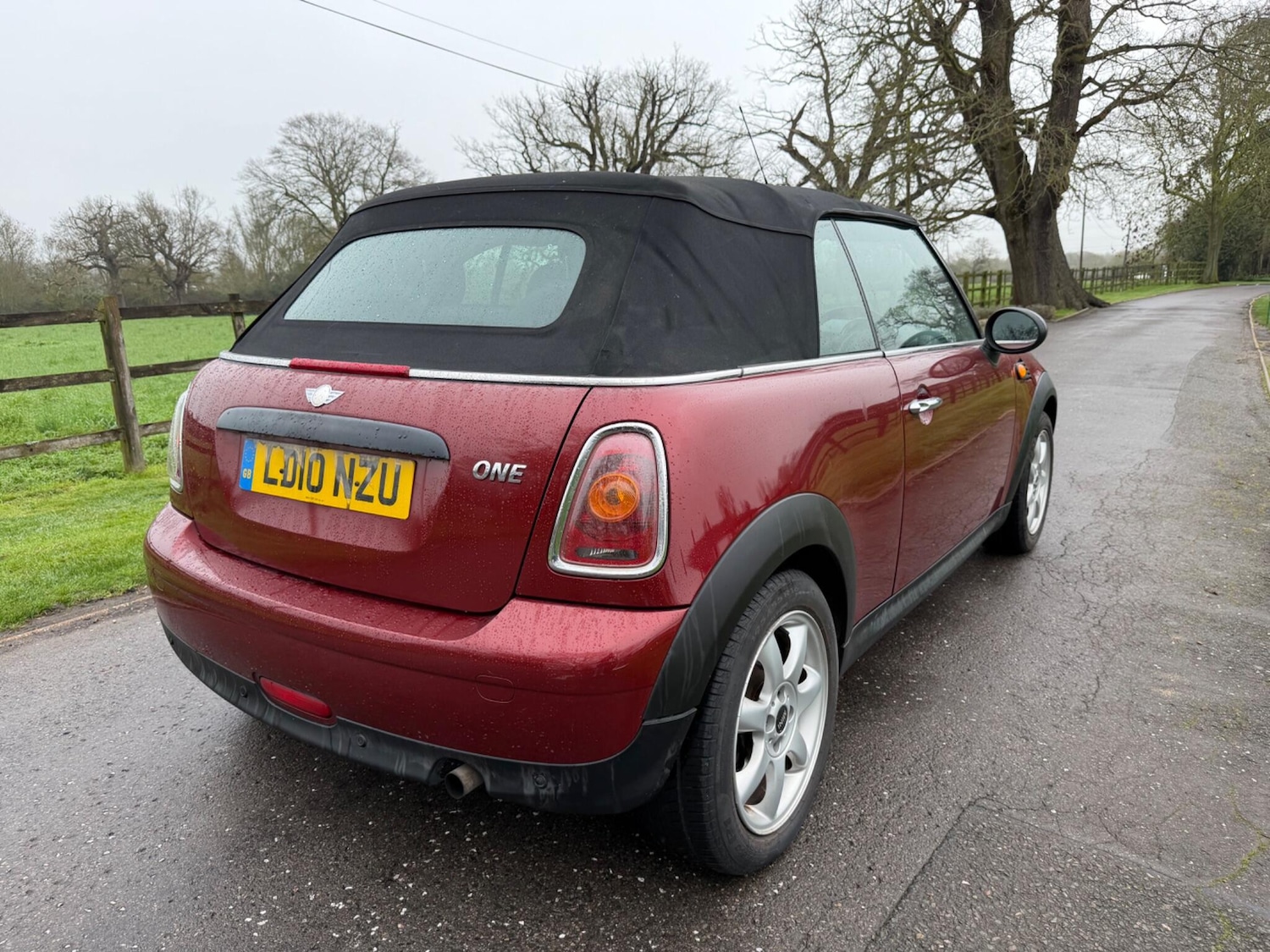 Used MINI Convertible 2010 for sale - 77793379: Photo 7