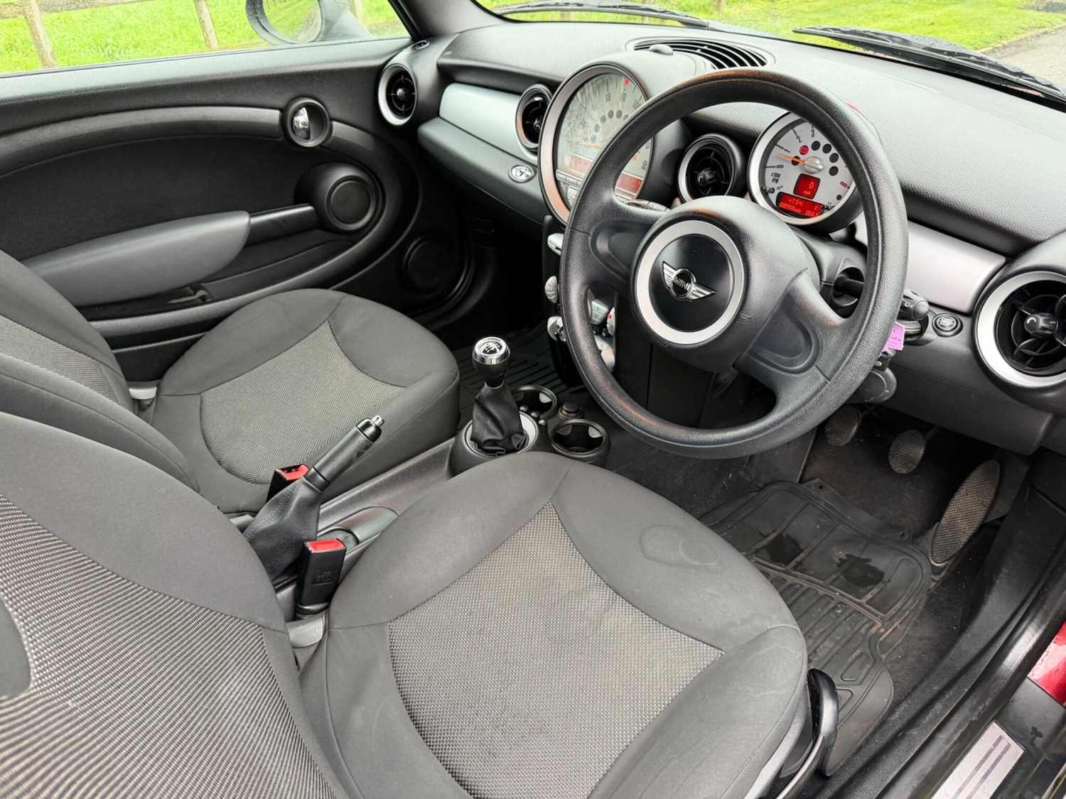 Used MINI Convertible 2010 for sale - 77793379: Photo 9