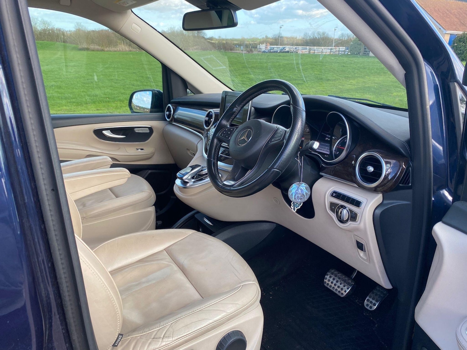 Used Mercedes-Benz V-Class for sale - 77839680: Photo 4