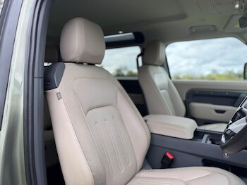 Used Land Rover Defender 90 2021 for sale - 78260654: Photo