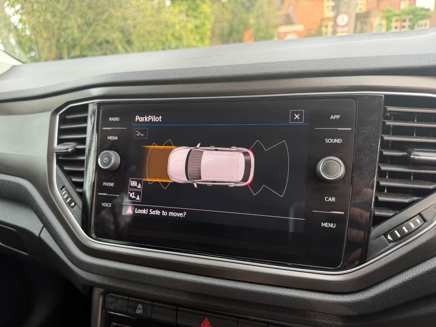 Used Volkswagen T-Roc for sale - 78214712: Photo 16