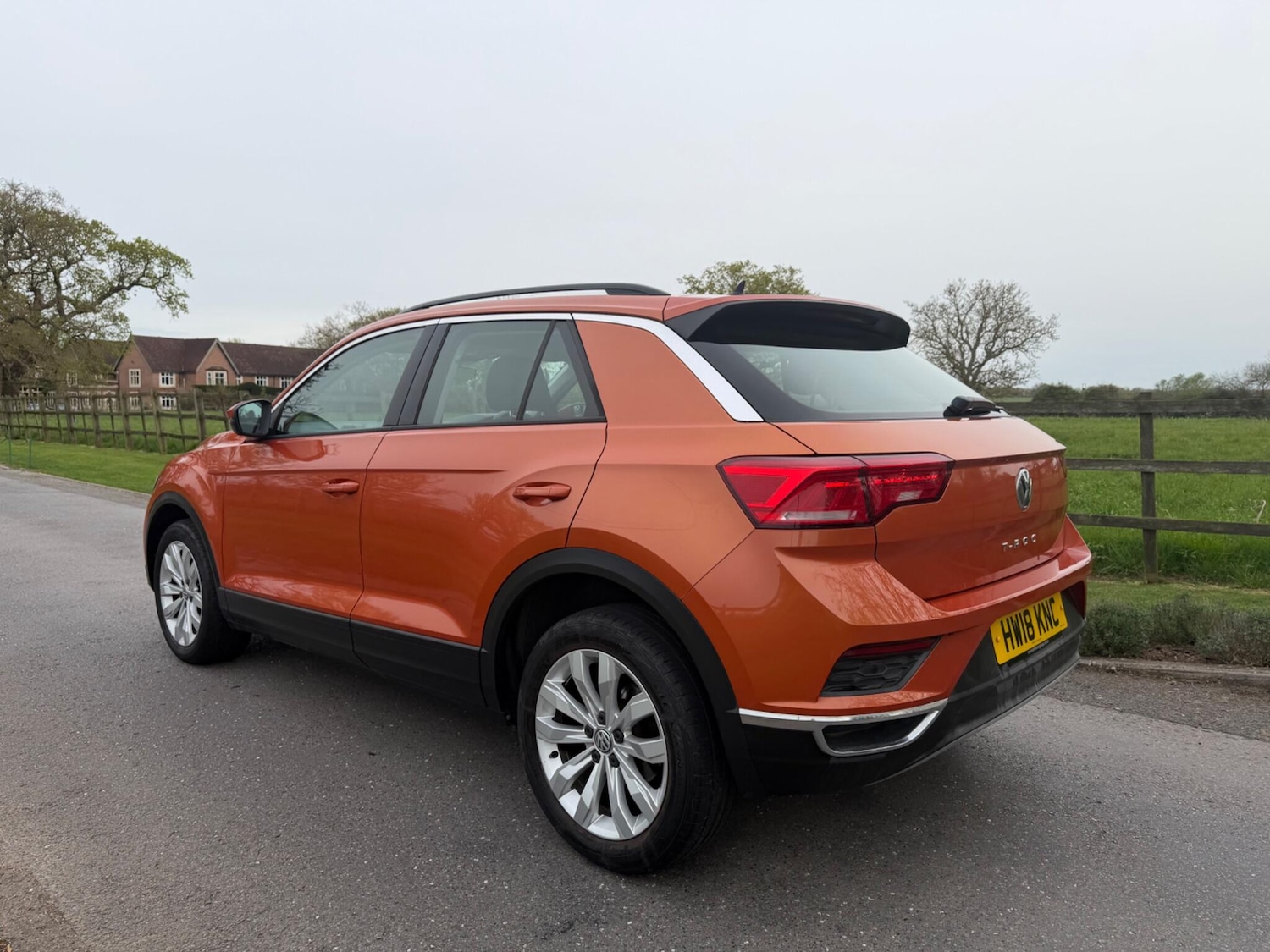 Used Volkswagen T-Roc for sale - 78214712: Photo 5