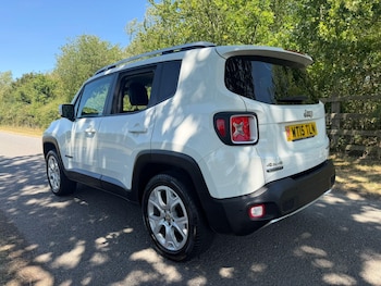 Used Jeep Renegade 2015 for sale - 79131955: Photo
