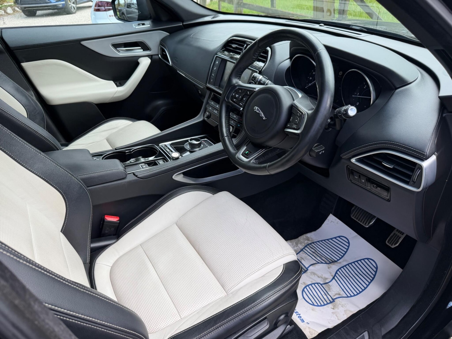 Used Jaguar F-Pace 2016 for sale - 78072421: Photo 9