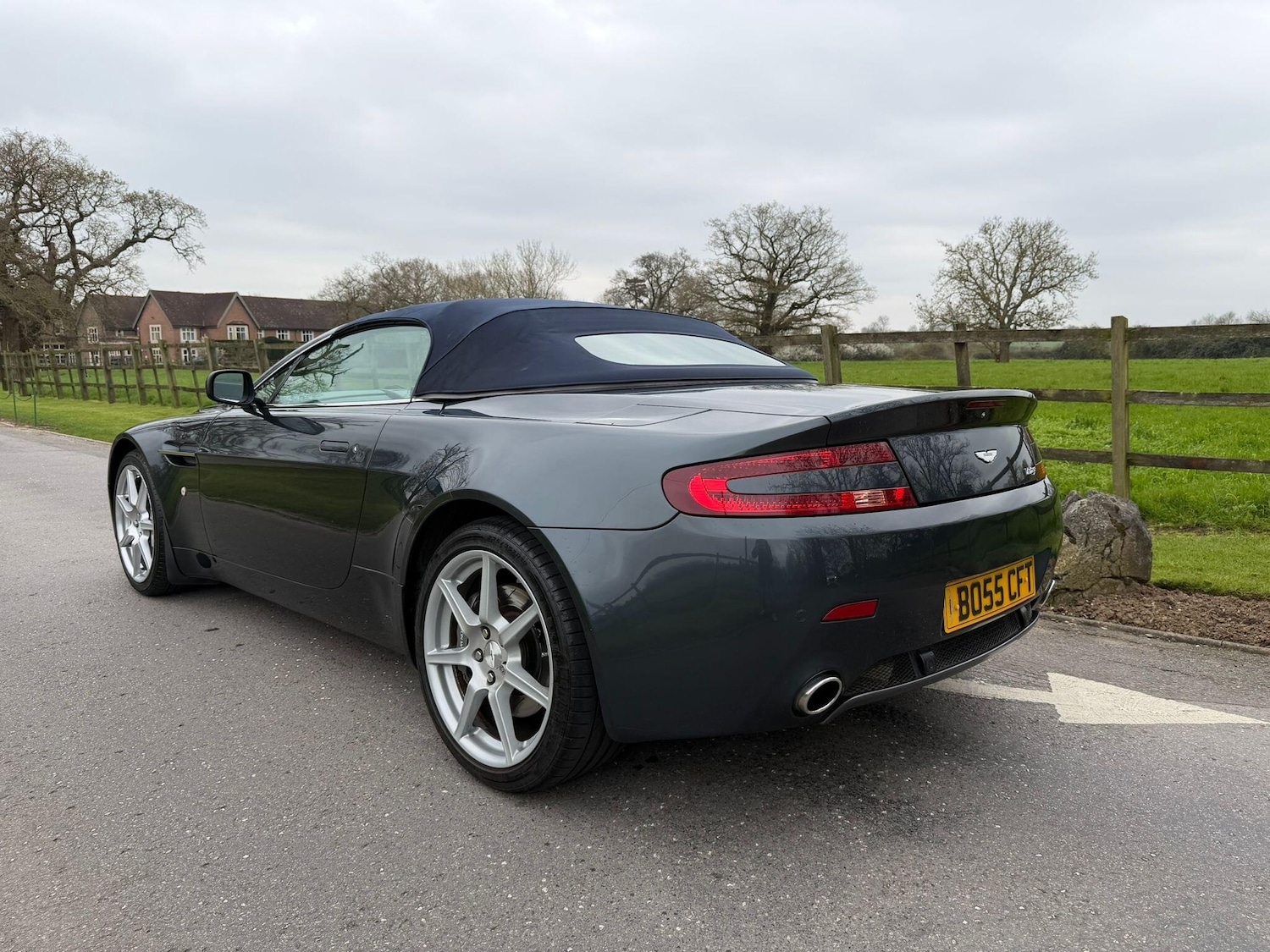 Used Aston Martin Vantage 2007 for sale - 78007901: Photo 17