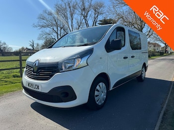 Renault Trafic feature image