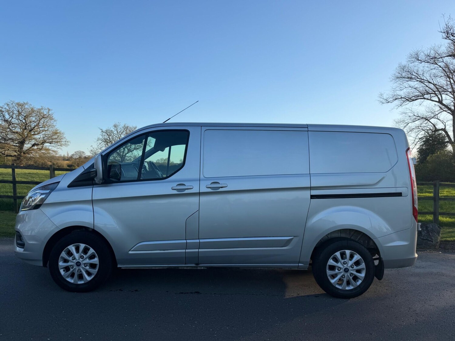 Used Ford Transit Custom for sale - 78115252: Photo 4