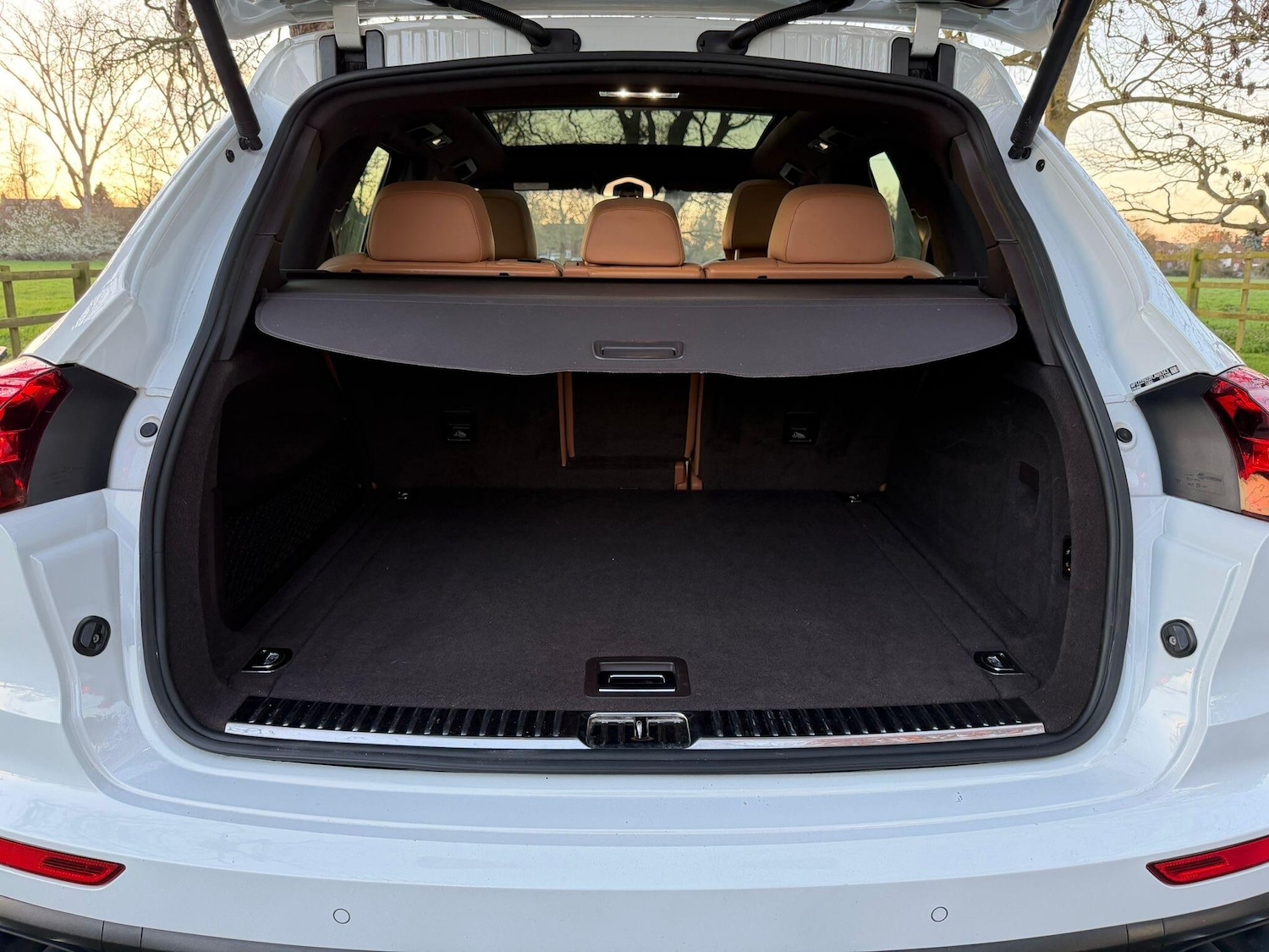 Used Porsche Cayenne 2015 for sale - 77724087: Photo 20