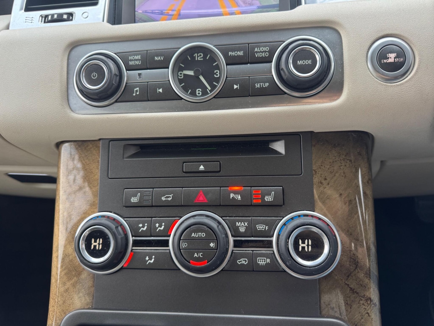 Used Land Rover Range Rover Sport 2013 for sale - 77550780: Photo 11