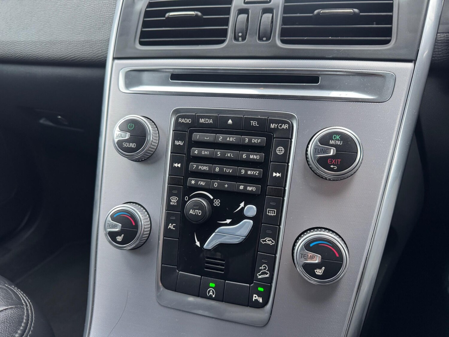 Used Volvo XC60 for sale - 77587106: Photo 16