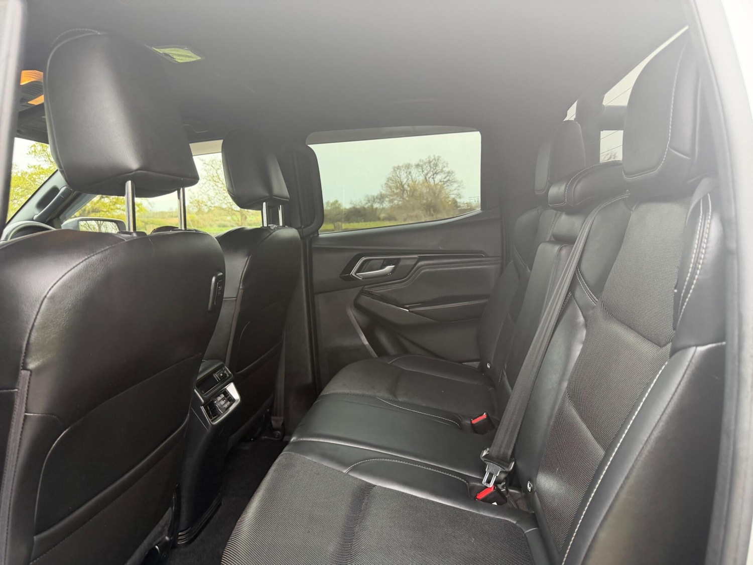 Used Isuzu D-Max for sale - 78205290: Photo 8