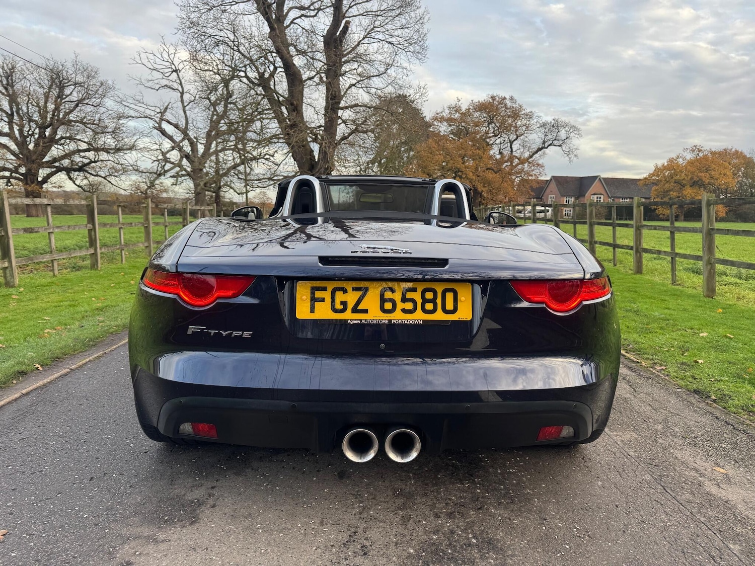 Used Jaguar F-Type for sale - 76865626: Photo 11