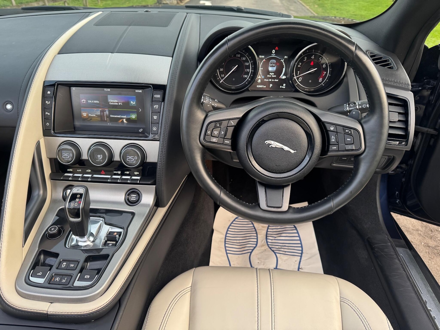 Used Jaguar F-Type for sale - 76865626: Photo 18