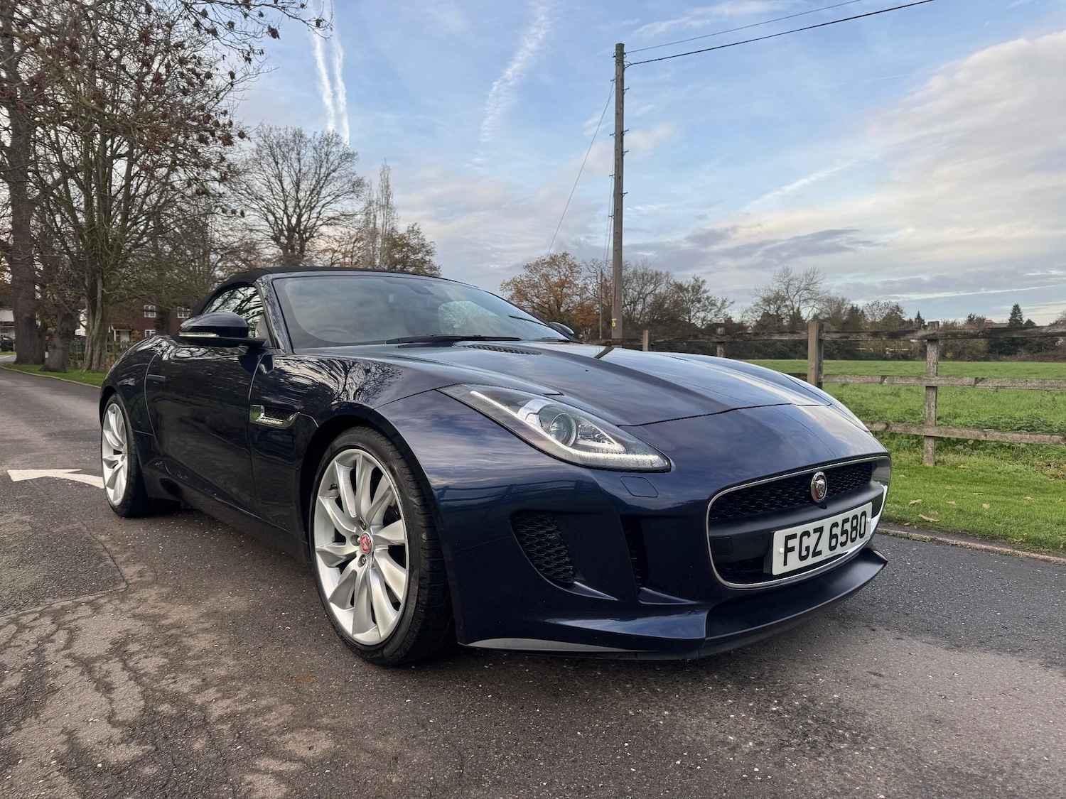 Used Jaguar F-Type for sale - 76865626: Photo 2